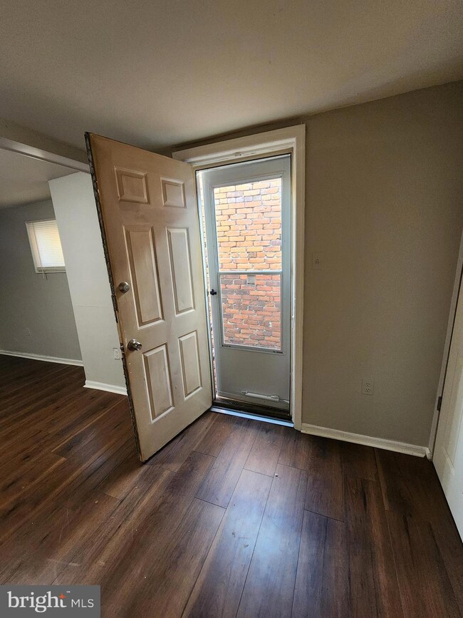 423 E 9th St unit A, Wilmington, DE 19801 - photo 4