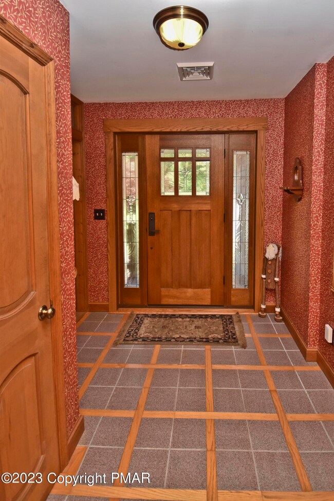 2 Foyer (1)