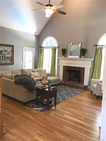 Beautiful Great Room with hardwoods and gas firepl
