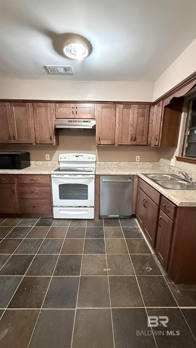 4131 Springdale Rd, Mobile, AL 36609 - photo 5