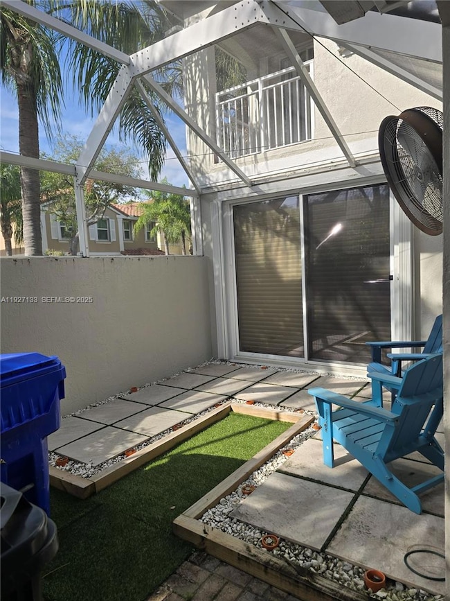 1145 Doveplum St, Hollywood, FL 33019 - photo 2