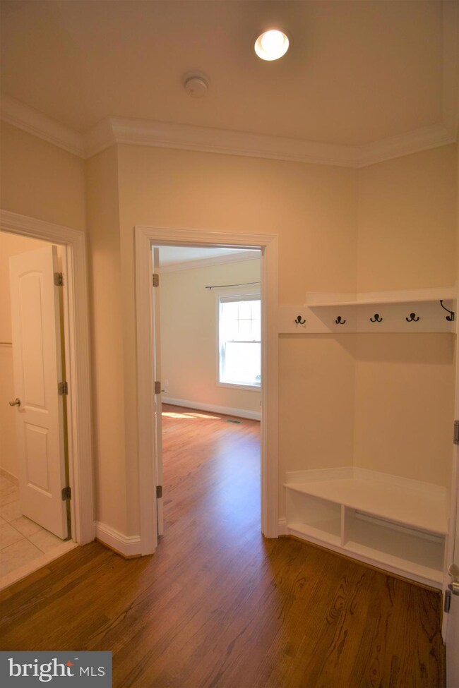 7206 Hickory St, Falls Church, VA 22043 - photo 7