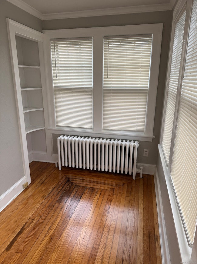 114 Kneeland Rd, New Haven, CT 06512 - photo 3