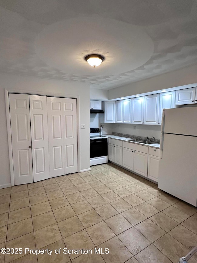 1213 1215 Lori Ln, Old Forge, PA 18518 - photo 7