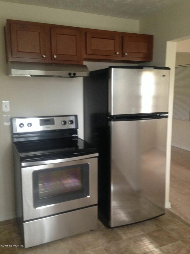 6136 Bartholf Ave, Jacksonville, FL 32210 - photo 7