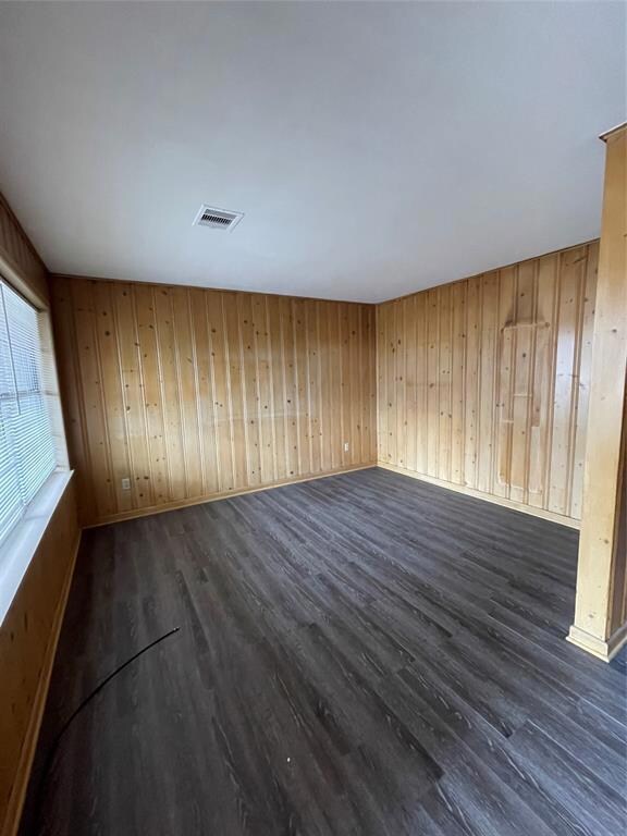 1516 W 6th Ave, Corsicana, TX 75110 - photo 2