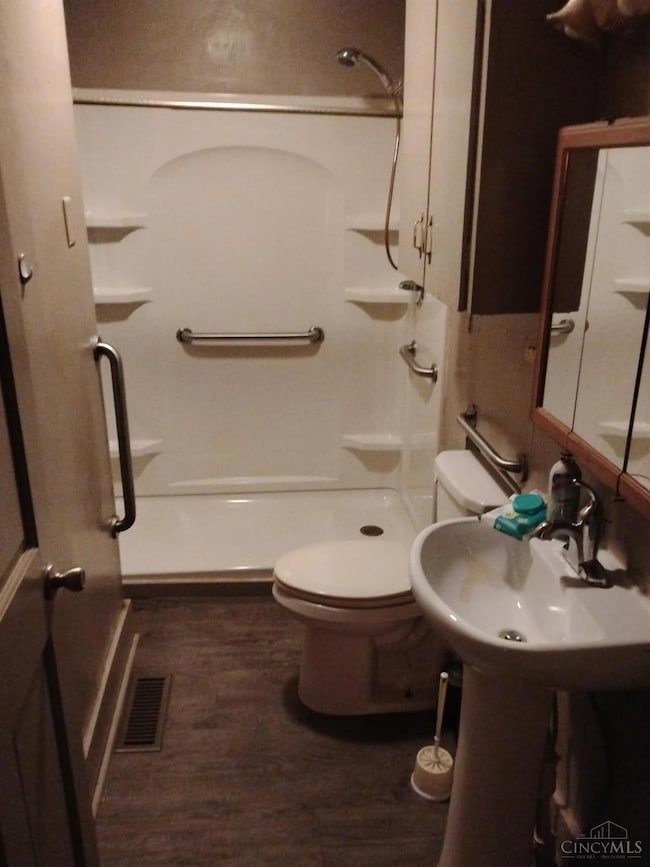 332 E South St, Hillsboro, OH 45133 - photo 2