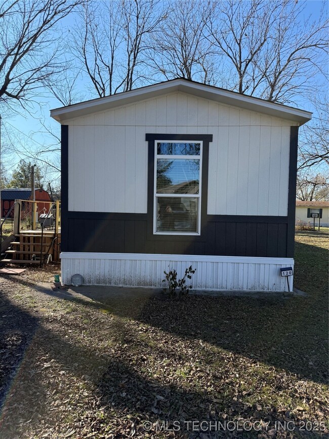 120 S 6th St, Porter, OK 74454 - photo 6