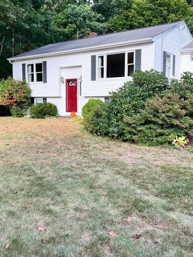 House Front 6 80 Fall Ridge Rd Windham
