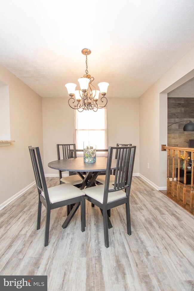 3625 Autumn Glen Cir, Burtonsville, MD 20866 - photo 6