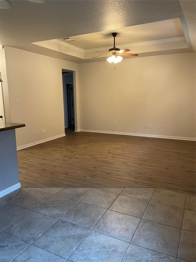 607 E Water St, Weatherford, TX 76086 - photo 6