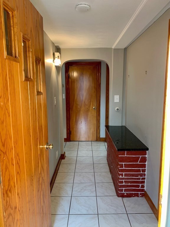 35 Bryant St unit 1, Everett, MA 02149 - photo 2