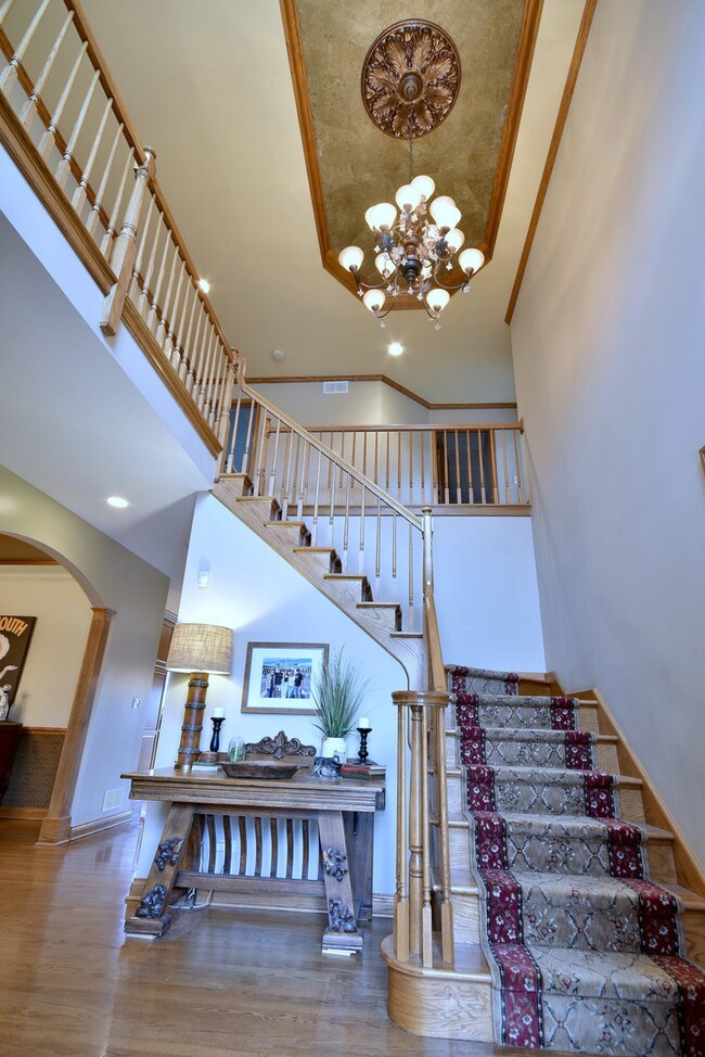 400 S Poplar Ave, Elmhurst, IL 60126 - photo 7