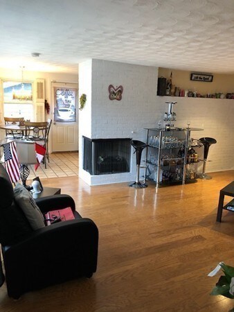 37 Devine Rd, Randolph, MA 02368 - photo 3