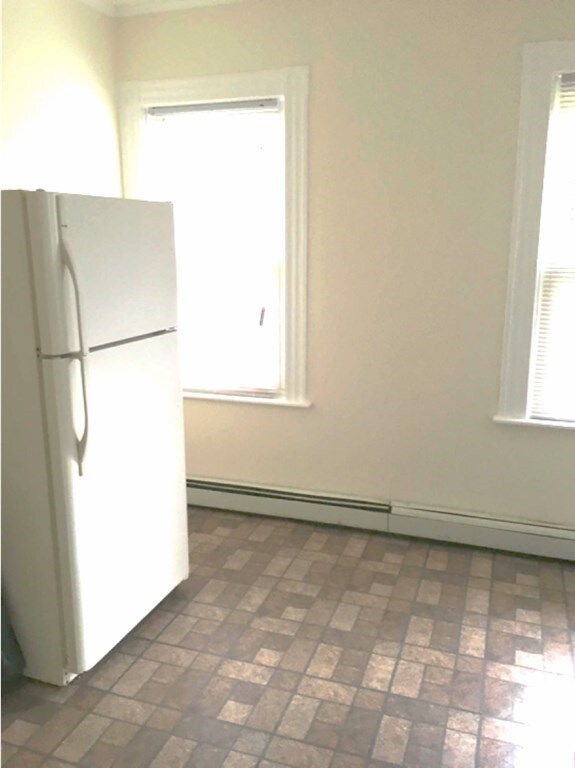 48 Hodges Ave unit 1R, Taunton, MA 02780 - photo 4