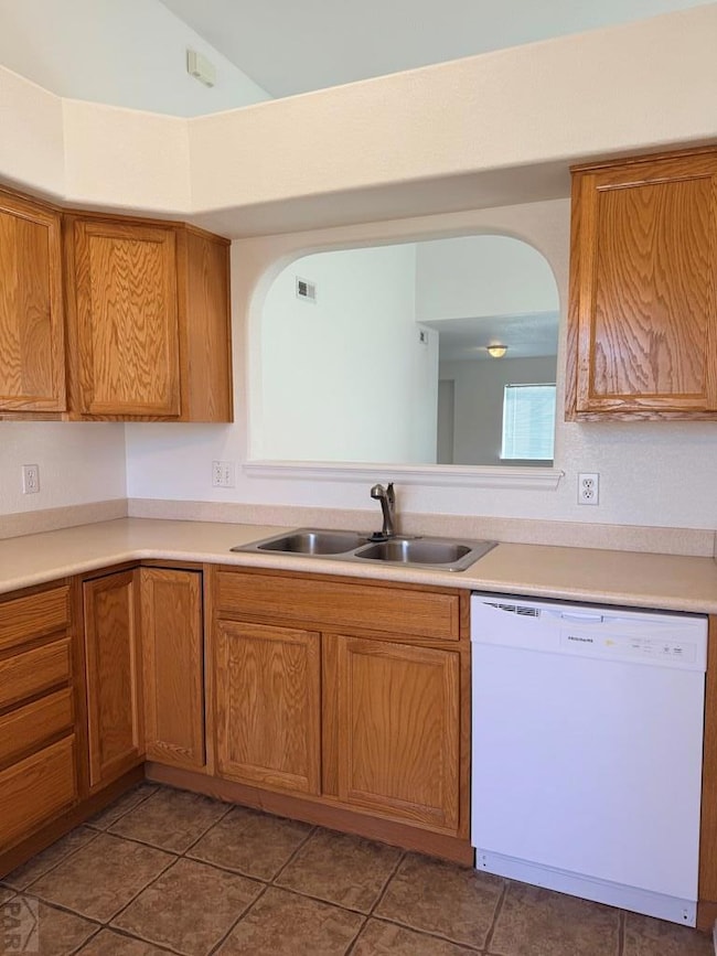 5028 Sage St, Pueblo, CO 81005 - photo 6