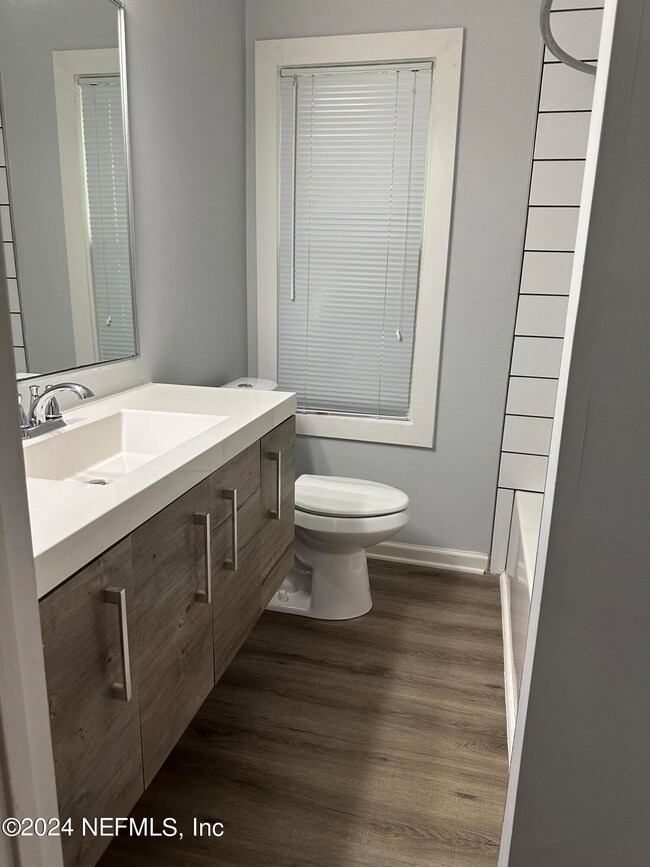 4648 Wheeler Ave, Jacksonville, FL 32210 - photo 4