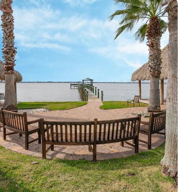 704 Amelia Ln, Melbourne, FL 32951 - photo 2