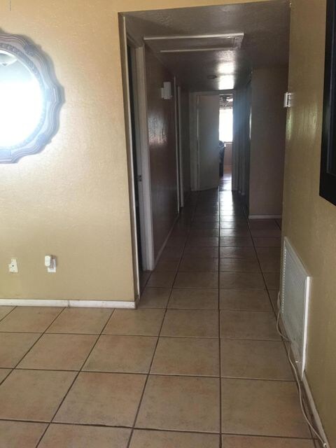 8127 W Weldon Ave, Phoenix, AZ 85033 - photo 6