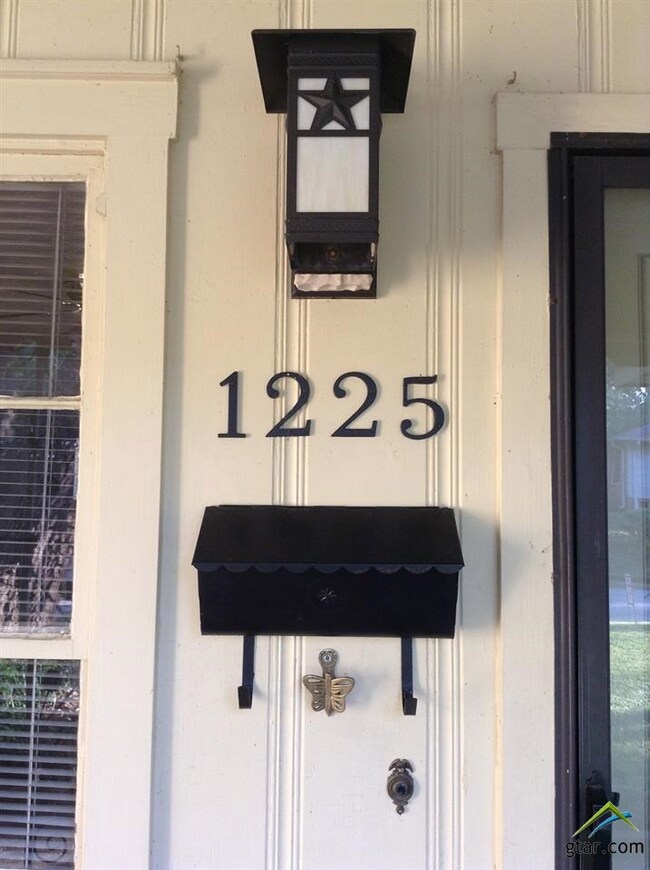 1225 Graham Dr, Tyler, TX 75701 - photo 4