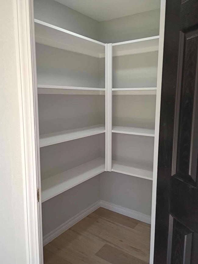 3320 Pelican St, Orange, TX 77630 - photo 4