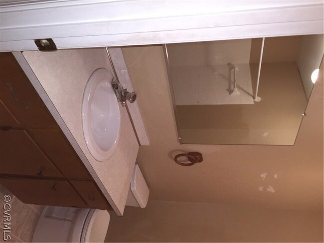 Upstairs Hall Bath