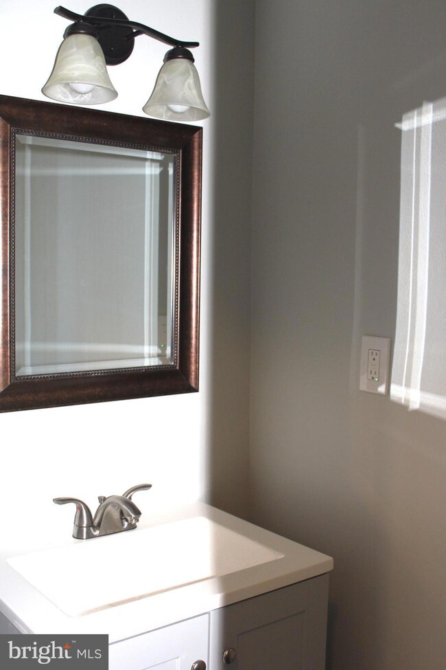 605 Knightsbridge Dr, Hagerstown, MD 21740 - photo 6