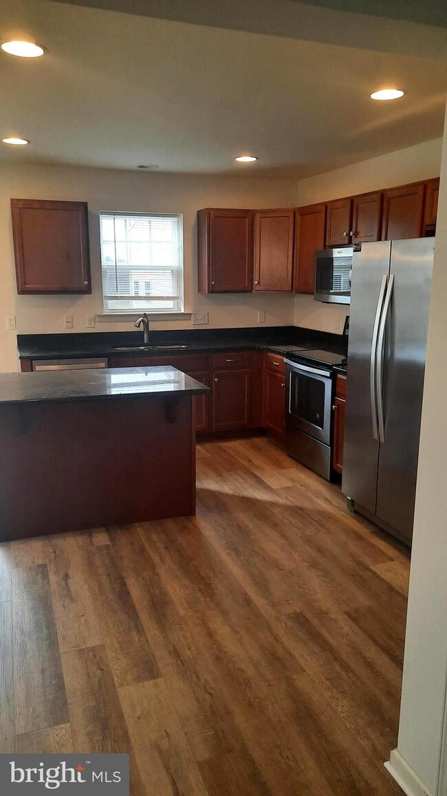 822 Admiral's Quay Dr, Mechanicsburg, PA 17055 - photo 7