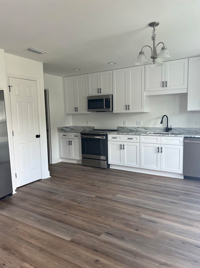 122 Melody Ln, Crawfordville, FL 32327 - photo 3