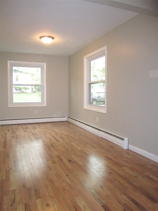 200 Blevens Dr, Manchester, NH 03104 - photo 7