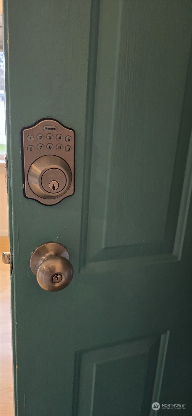 819 E 204th St E unit 20, Spanaway, WA 98387 - photo 4