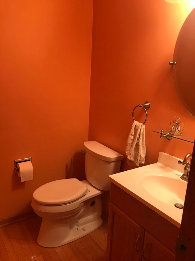 1/2 Bath