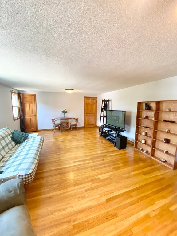 33 Lanark Rd unit 2, Malden, MA 02148 - photo 7