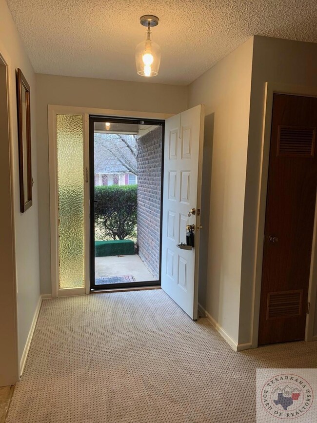 809 Redwater Rd, Wake Village, TX 75501 - photo 2