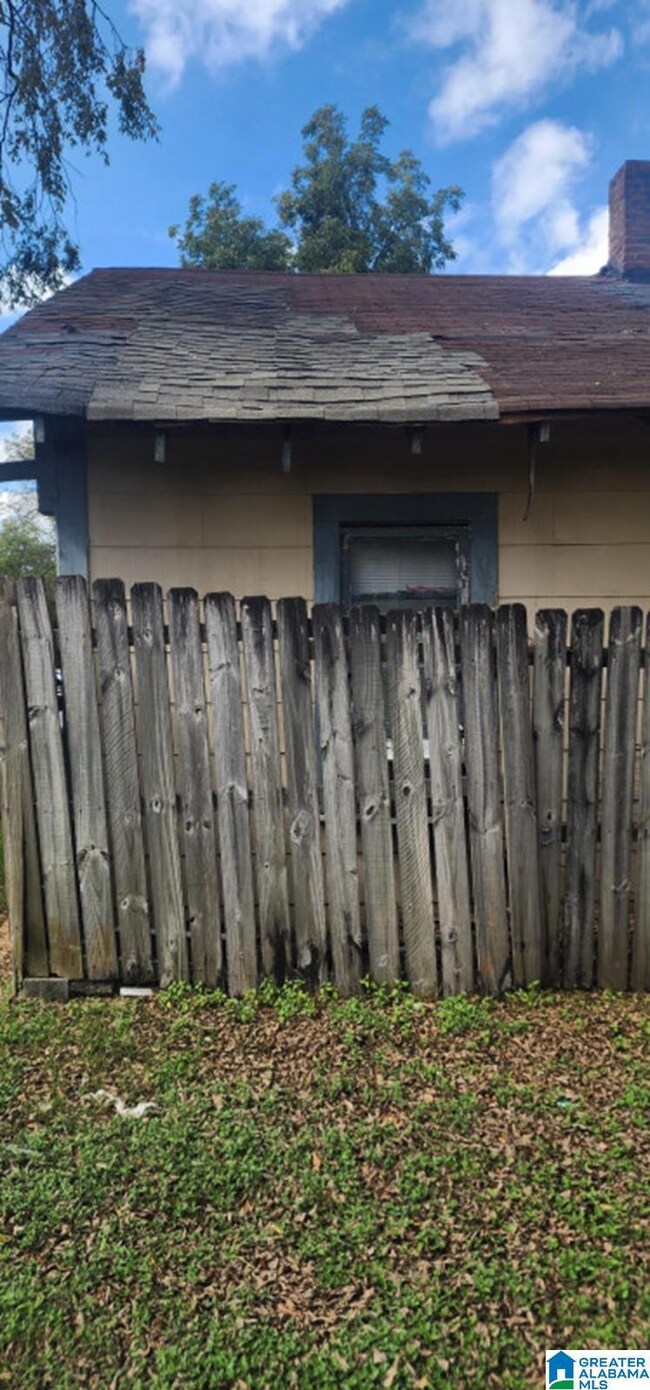 1245 15th St SW, Birmingham, AL 35211 - photo 5