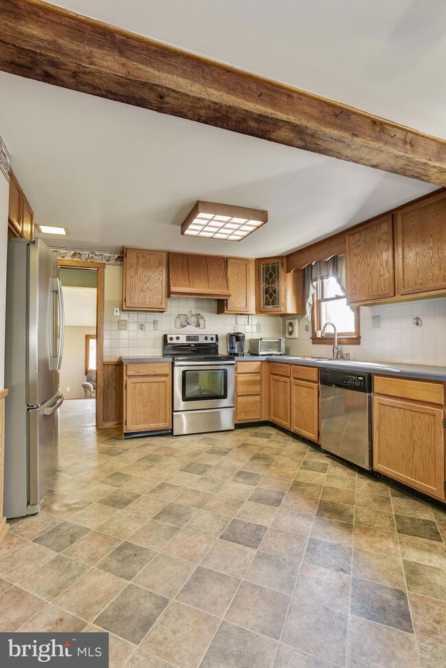 10805 Acme Ave, Woodstock, MD 21163 - photo 4