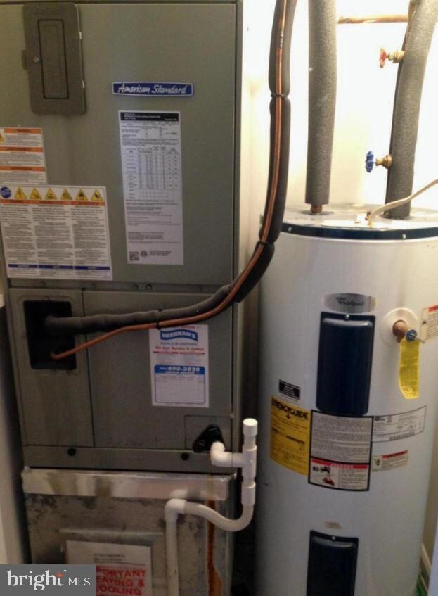 3381 Yost Ln unit 104, Dumfries, VA 22026 - photo 2