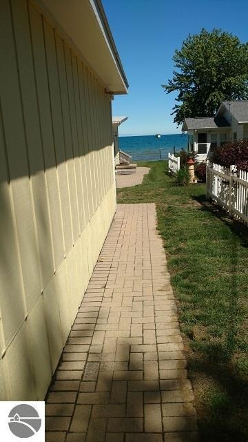 1486 N Huron Rd, Tawas City, MI 48763 - photo 5