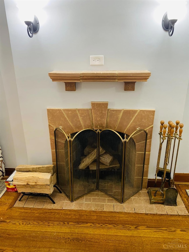 5252 Relluk Dr, Cincinnati, OH 45238 - photo 6