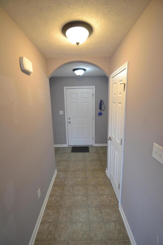 232 Berger Farm Dr, Mount Washington, KY 40047 - photo 3