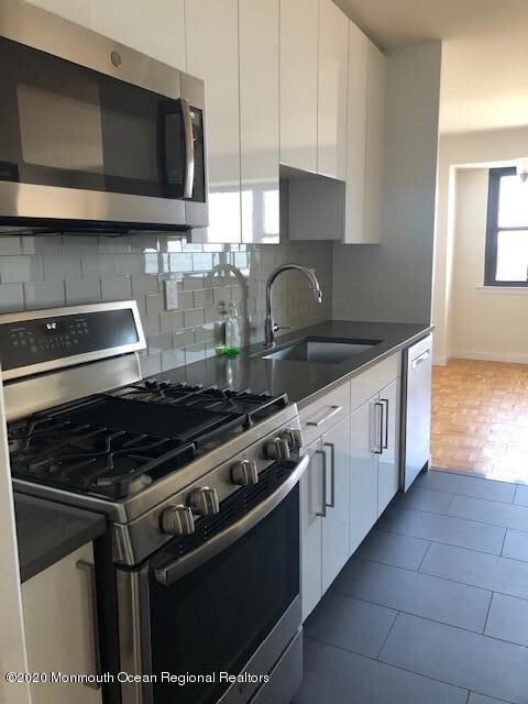 10 Ocean Blvd unit PHB, Atlantic Highlands, NJ 07716 - photo 3