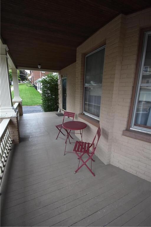 820 W Burke St, Easton, PA 18042 - photo 3