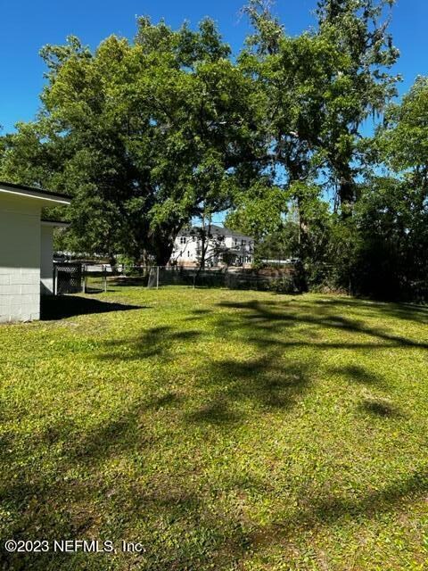 6004 Marsha Dr, Jacksonville, FL 32205 - photo 4