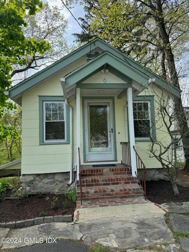 6 Wescott Ct, Riverside, CT 06878 - photo 3