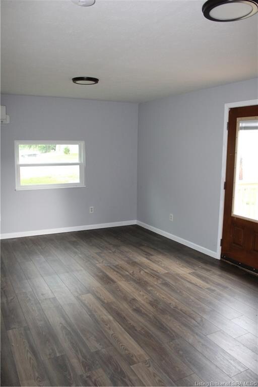 7101 High St, Floyds Knobs, IN 47119 - photo 4