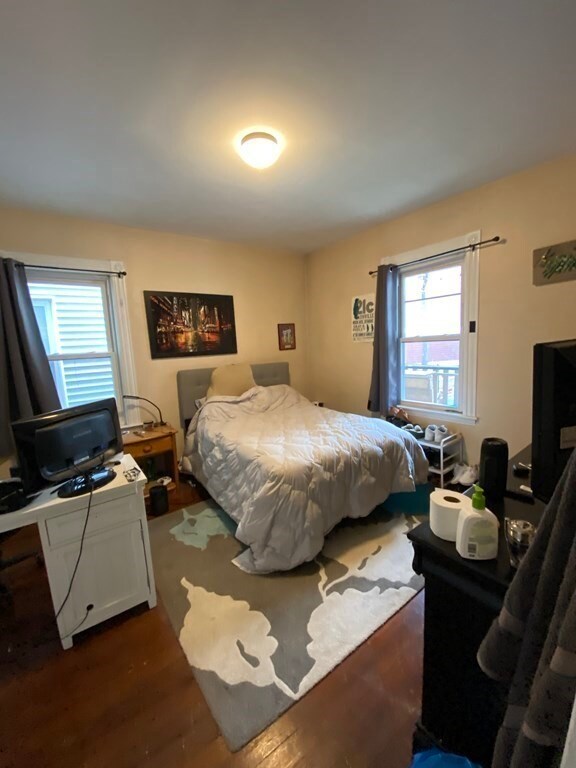 48 Middle St unit 1, Boston, MA 02127 - photo 5
