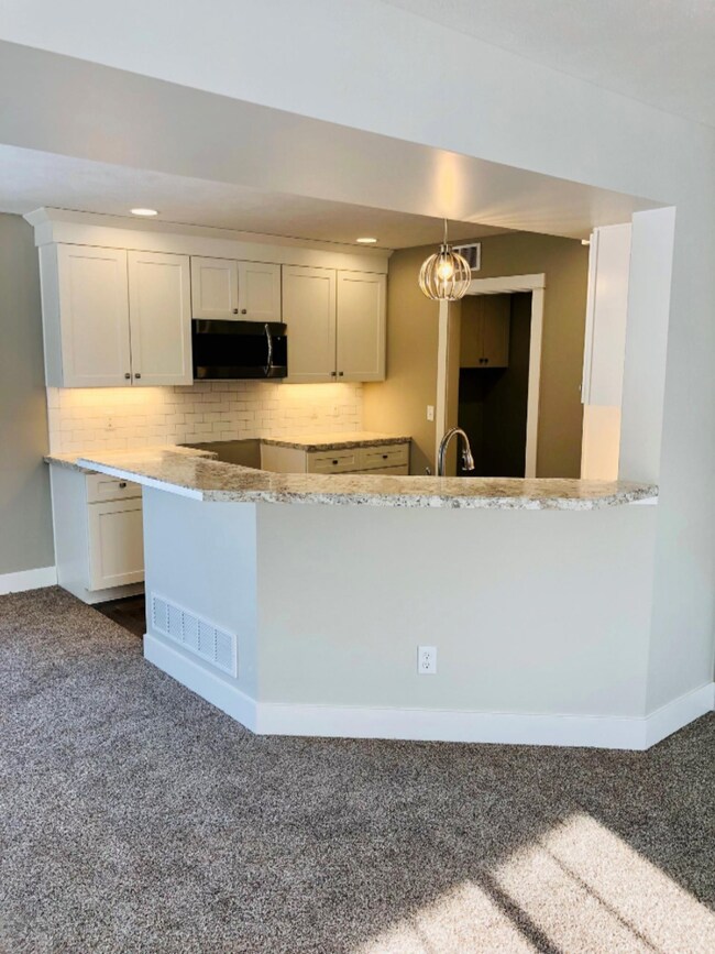 2237 Kitchen