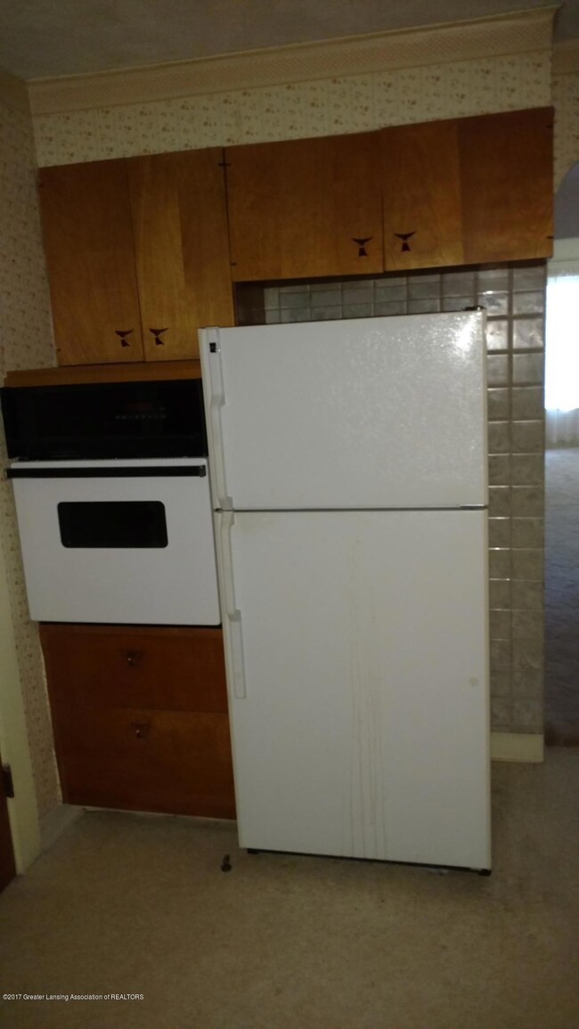 1815 Beal Ave, Lansing, MI 48910 - photo 4