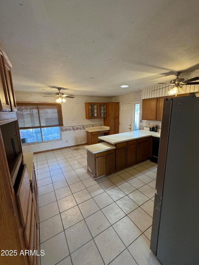 2064 W Camino Cir, Mesa, AZ 85201 - photo 6