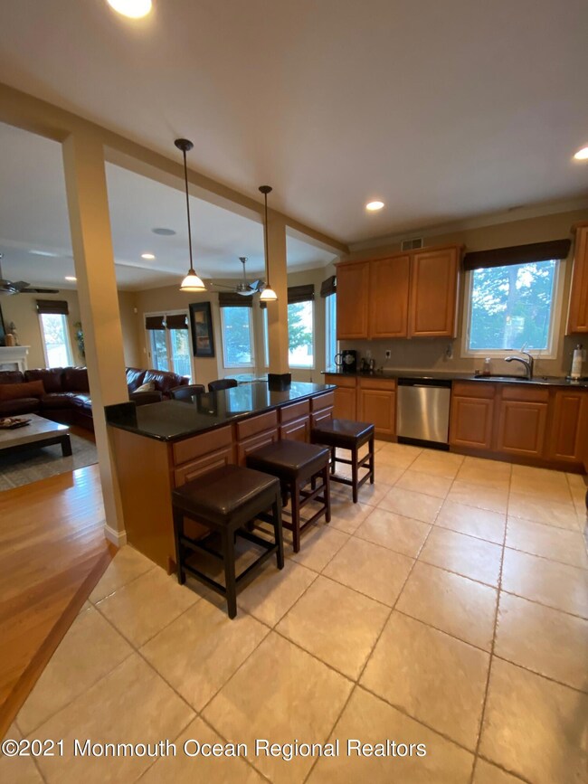 3651 New Jersey 35 unit B, Lavallette, NJ 08735 - photo 3